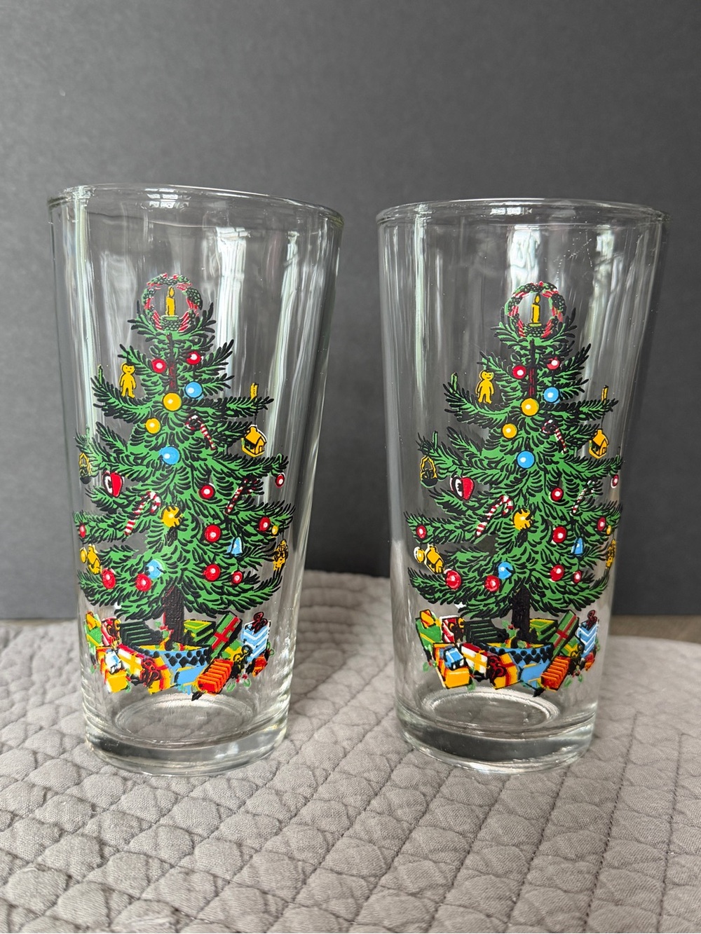 Vintage Festive Christmas Tree Glass Tumblers - Set of 2